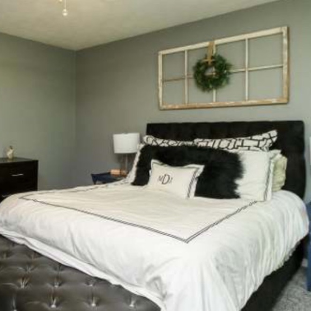 Restoration Hardware full/queen Italian Hotel Stitch bedding